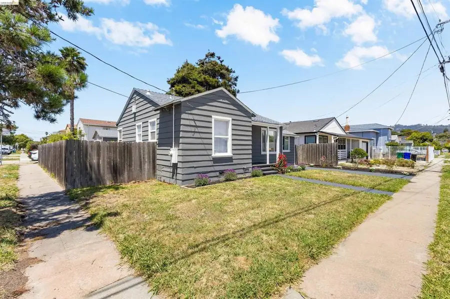 5101 Tehama Ave, Richmond, CA 94804 - #3