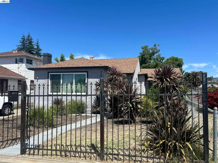 2253 Warner Ave, Oakland, CA 94603 - #3