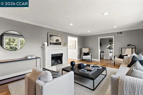 59 El Toyonal, Orinda, CA 94563
