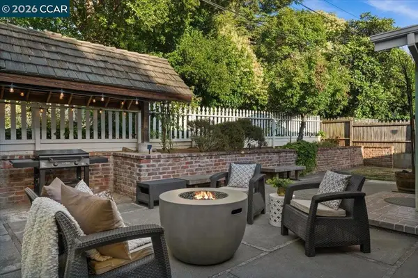114 Combs Ln, Vallejo, CA 94590
