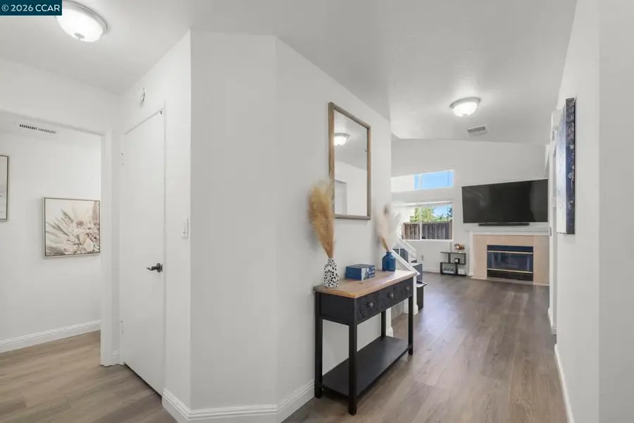 1002 Pinehurst Ct, Concord, CA 94521 - #3