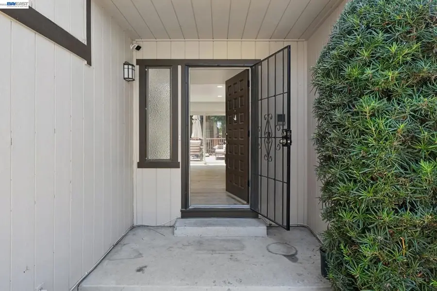 1200 Shaddick Dr, Antioch, CA 94509 - #2