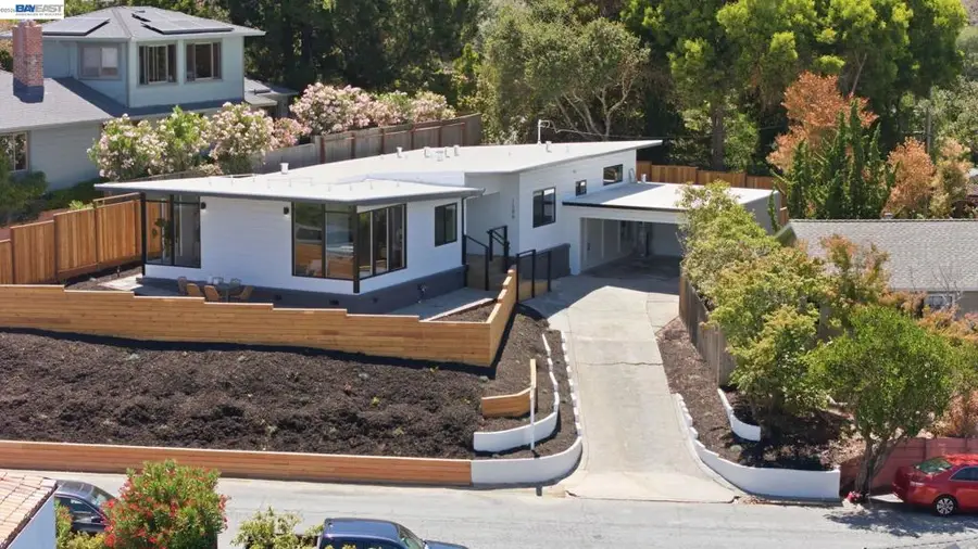 1588 Molitor Rd, Belmont, CA 94002 - #2