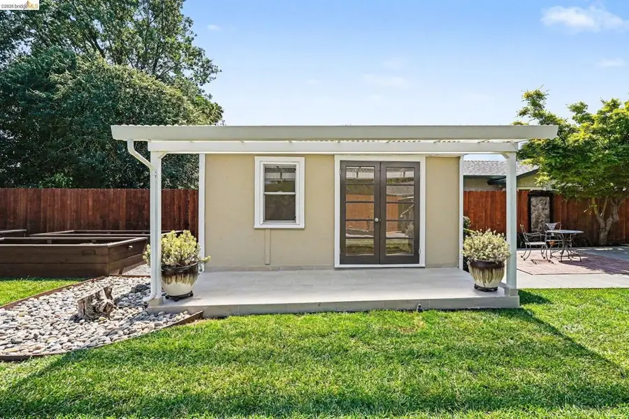 2092 Casa Grande St, Benicia, CA 94510 - #2
