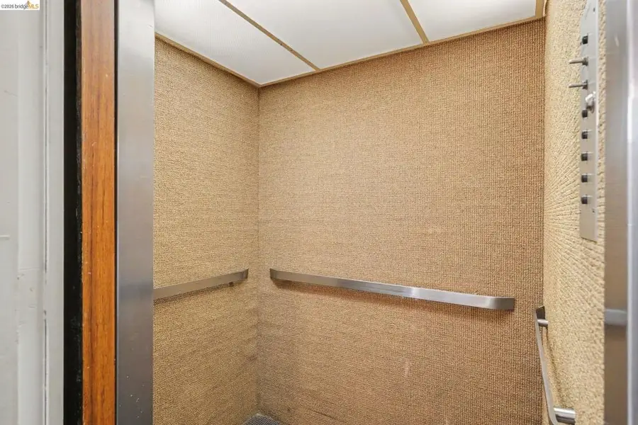 651 Oakland Ave #2D, Oakland, CA 94611 - #2