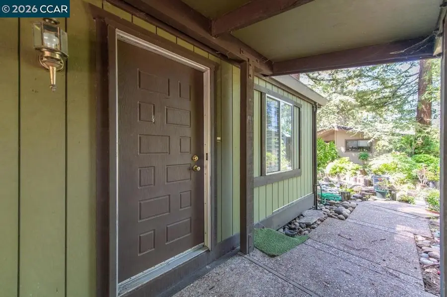 1201 Monument Blvd, Concord, CA 94520 - #2