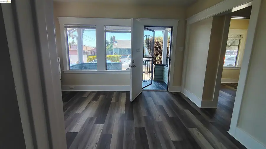 Address Withheld By Seller, Oakland, CA 94605 - #3