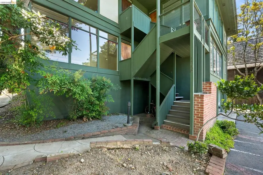 1730 Highland Pl #1, Berkeley, CA 94709 - #3