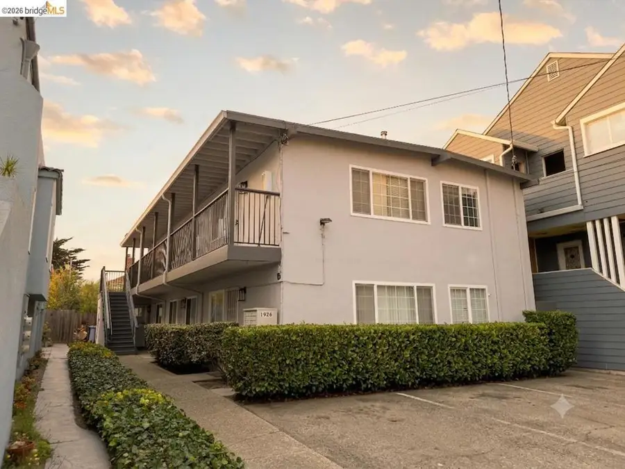 1926 Alcatraz Ave, Berkeley, CA 94703 - #2
