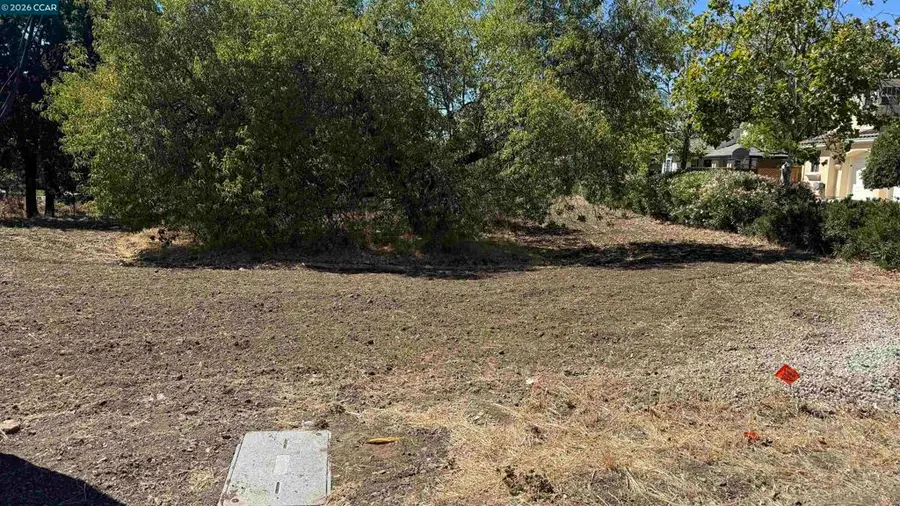 1819 Ayers Rd, Concord, CA 94521 - #2