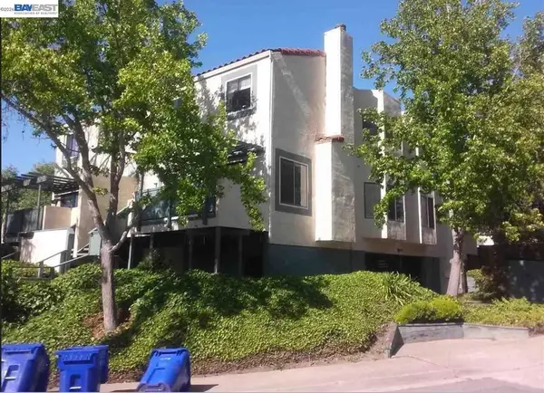 1704 Dalessi Dr, Pinole, CA 94564