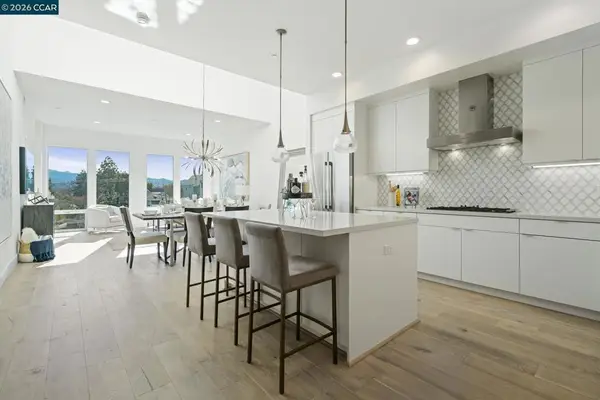 1954 Trinity Ave #302, Walnut Creek, CA 94596