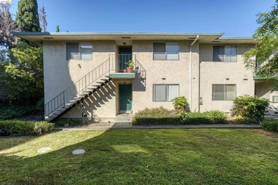 16298 Foothill Blvd, Castro Valley, CA 94578 - #3