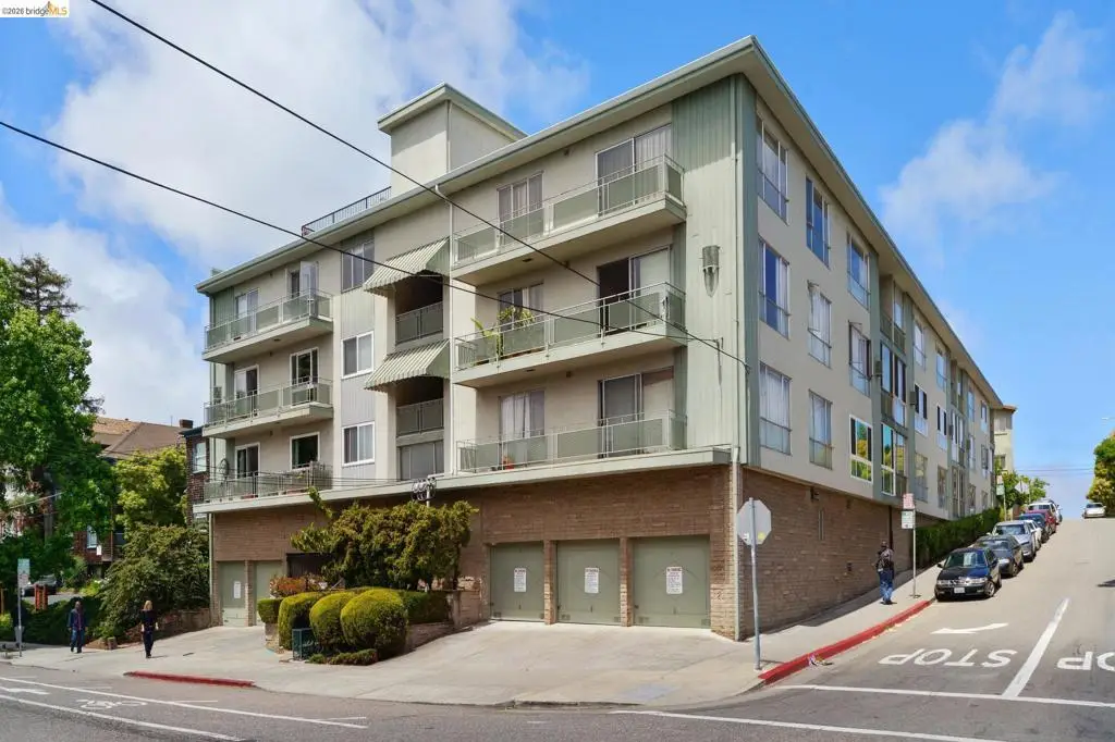 3877 Howe St #110, Oakland, CA 94611 - #1
