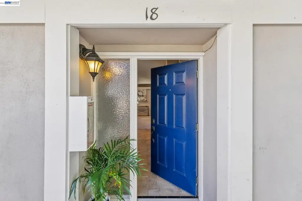 2133 Donald Dr #18, Moraga, CA 94556 - #1