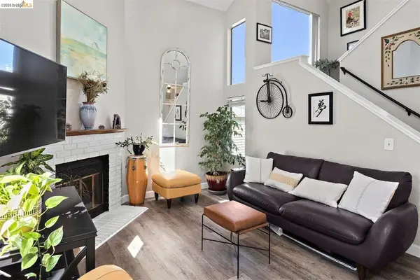 3687 Maple Ave #9, Oakland, CA 94602