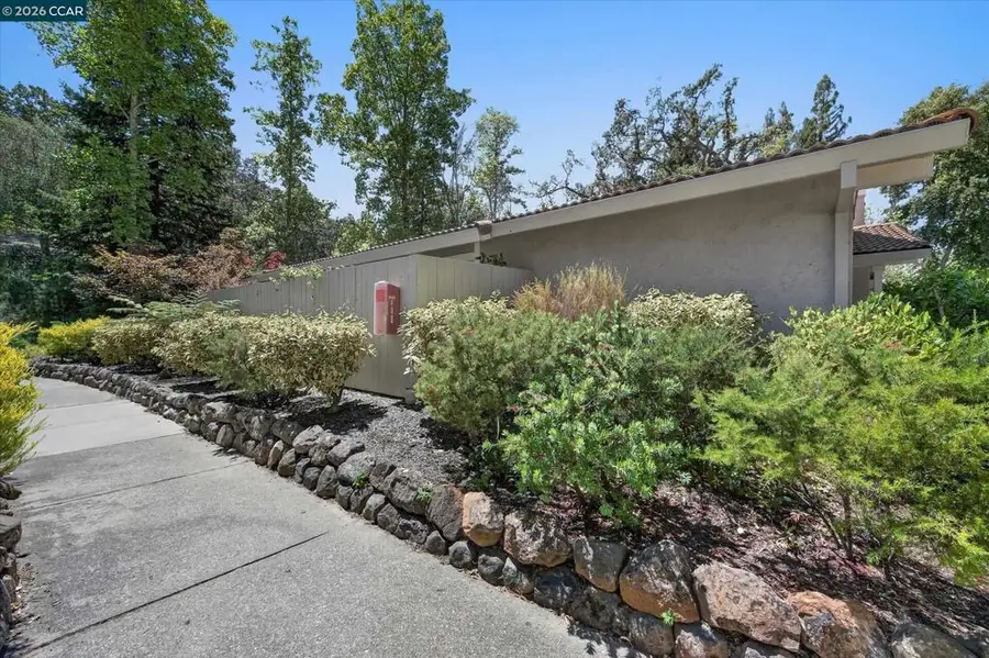 3126 Terra Granada Dr #2, Walnut Creek, CA 94595 - #2