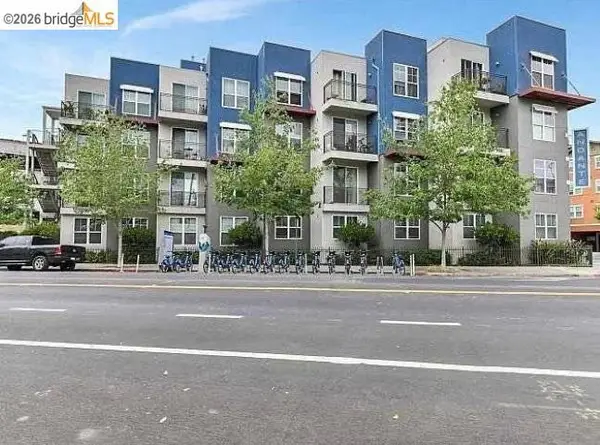 1121 40th St #5102, Emeryville, CA 94608