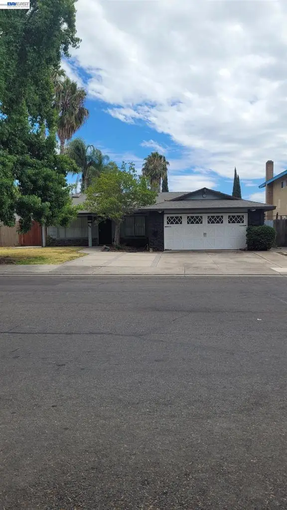 818 Erie Dr, Stockton, CA 95210