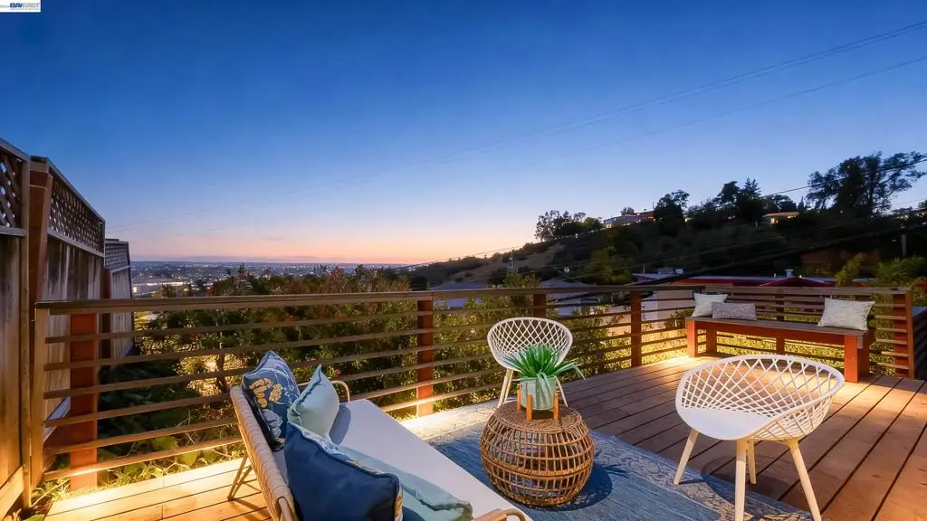 7301 Hillmont Dr, Oakland, CA 94605 - #1