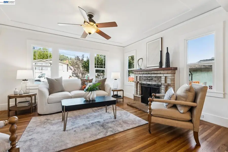 10907 Julius St, Oakland, CA 94605 - #2