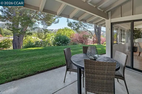 941 Terra California Dr #4, Walnut Creek, CA 94595