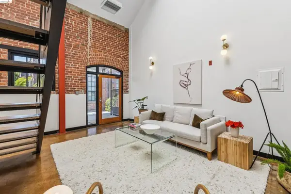 425 E 11th St #6, Oakland, CA 94606