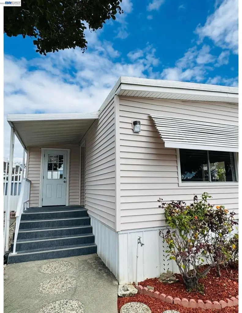 387 Santa Paula, San Leandro, CA 94579 - #2