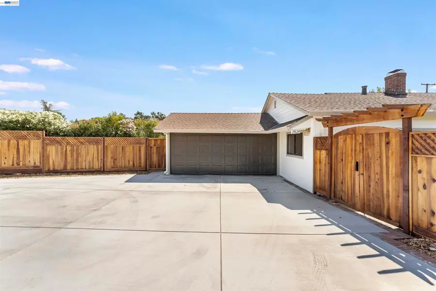 2824 Cowell Rd., Concord, CA 94518 - #2