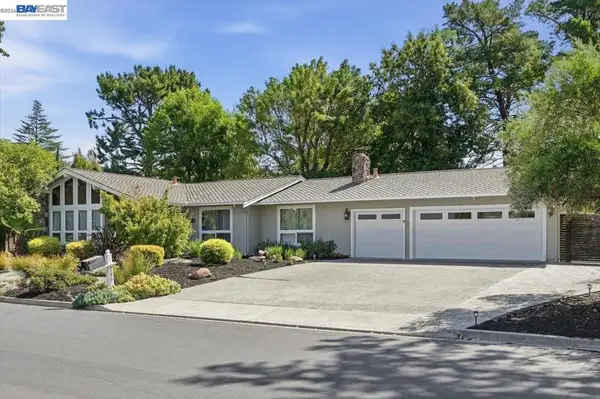 280 Bolla Ave, Alamo, CA 94507