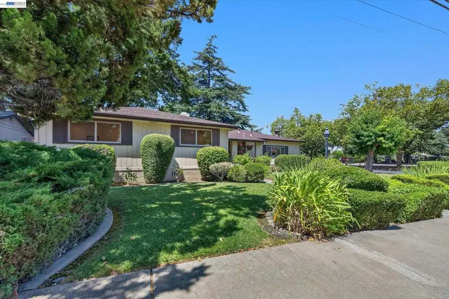 1787 Roxbury Dr, Concord, CA 94519 - #2