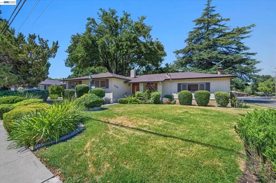 1787 Roxbury Dr, Concord, CA 94519 - #3