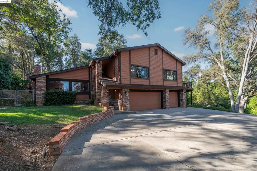 20508 Brook Dr., Sonora, CA 95370 - #2