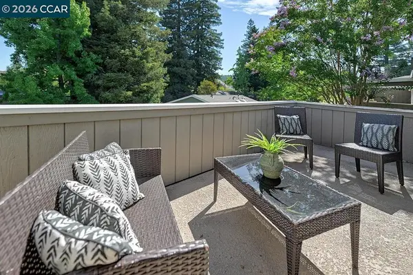 1425 Canyonwood #3, Walnut Creek, CA 94595