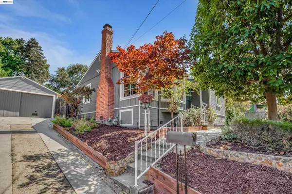 7538 Circle Hill Dr, Oakland, CA 94605