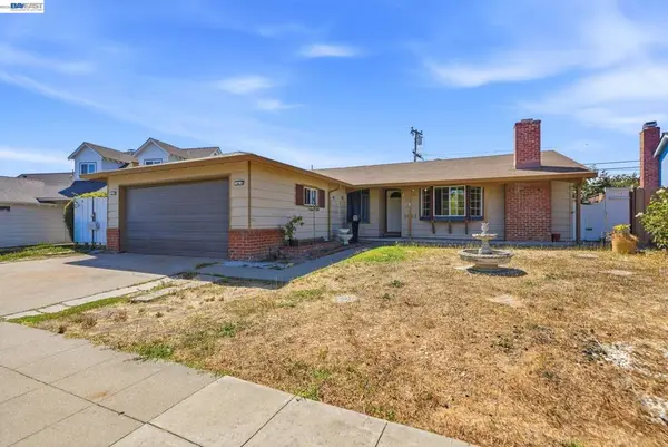 1451 Linfield Ln, Hayward, CA 94545