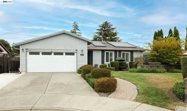 127 Catalpa Ct, Hercules, CA 94547
