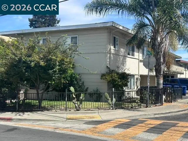 1124 Lacey Ln, Concord, CA 94520 - #2