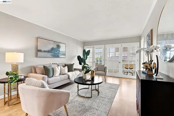2137 Otis Dr #101, Alameda, CA 94501
