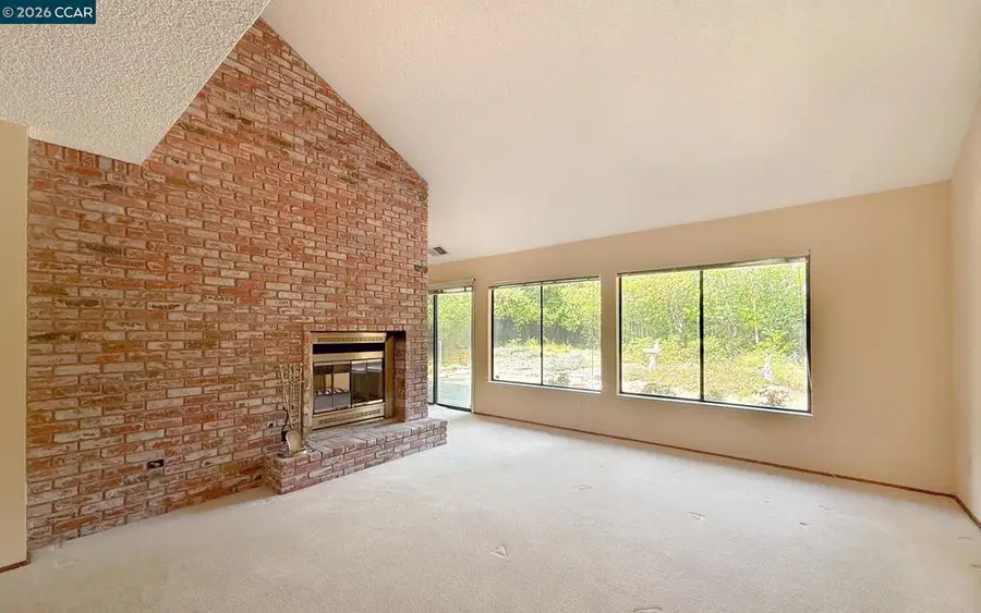 260 Linda Ln, Pleasant Hill, CA 94523 - #2