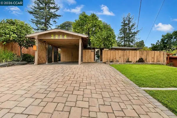 3214 Pine St., Martinez, CA 94553