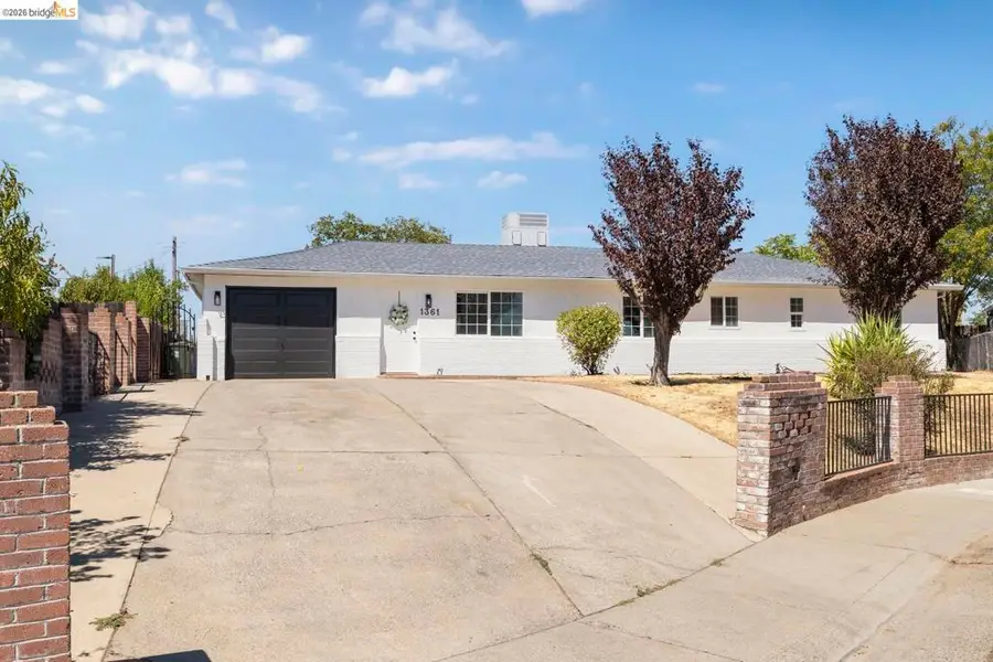 1361 Longshore Ct, Sacramento, CA 95838 - #2