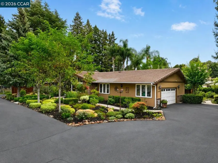 5179 Alhambra Valley Rd, Martinez, CA 94553 - #2