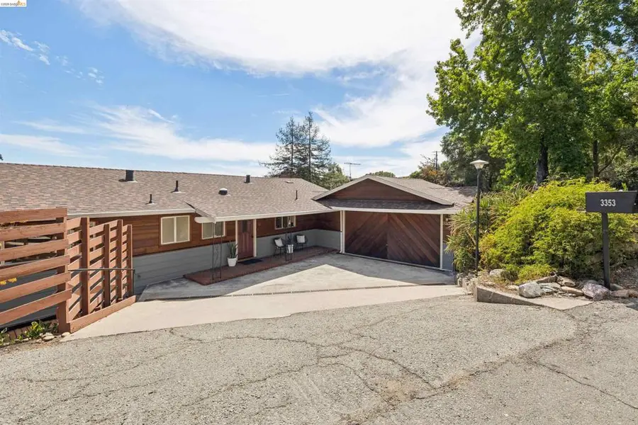3353 Burdeck Dr, Oakland, CA 94602 - #2