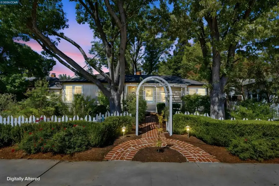 148 Roslyn Dr, Concord, CA 94518 - #2
