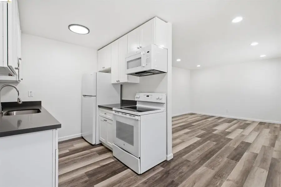 1895 San Vincente Dr, Concord, CA 94519 - #3
