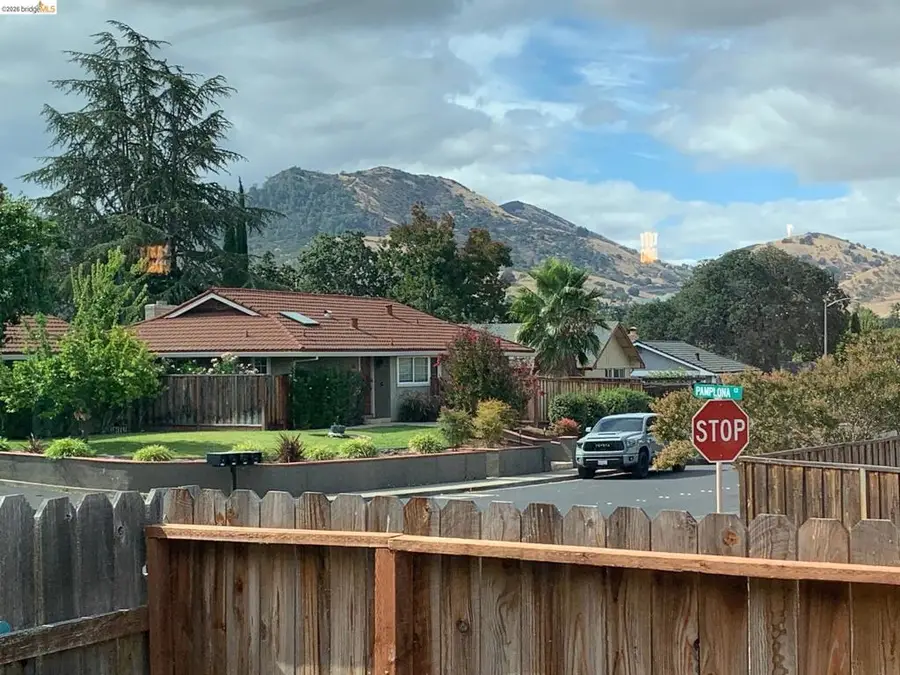 1833 Camino Estrada, Concord, CA 94521 - #2