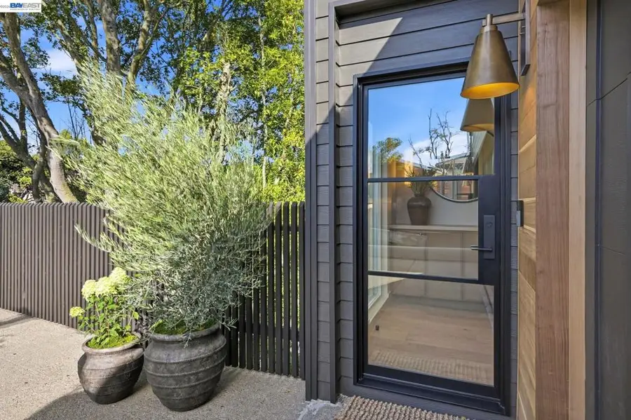 6801 Buckingham Blvd, Berkeley, CA 94705 - #3