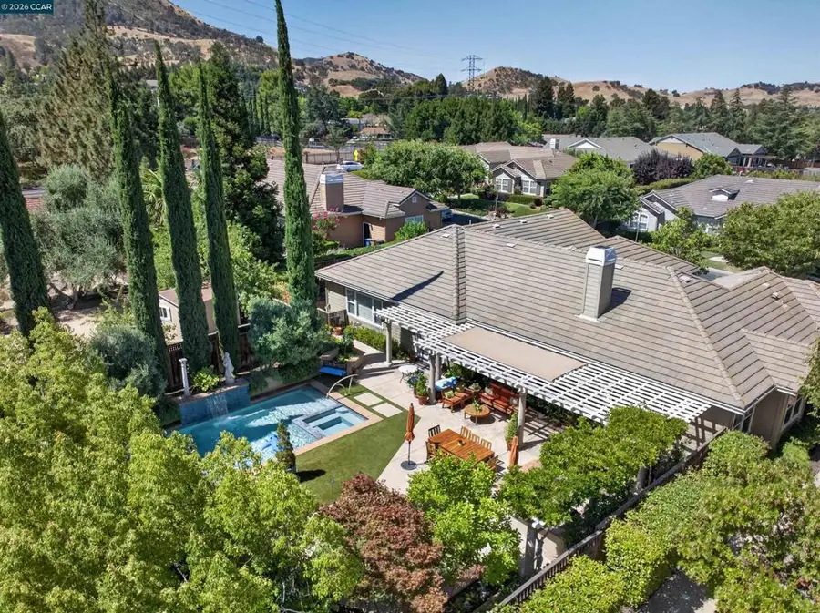 4 Pardi Ln, Clayton, CA 94517 - #2