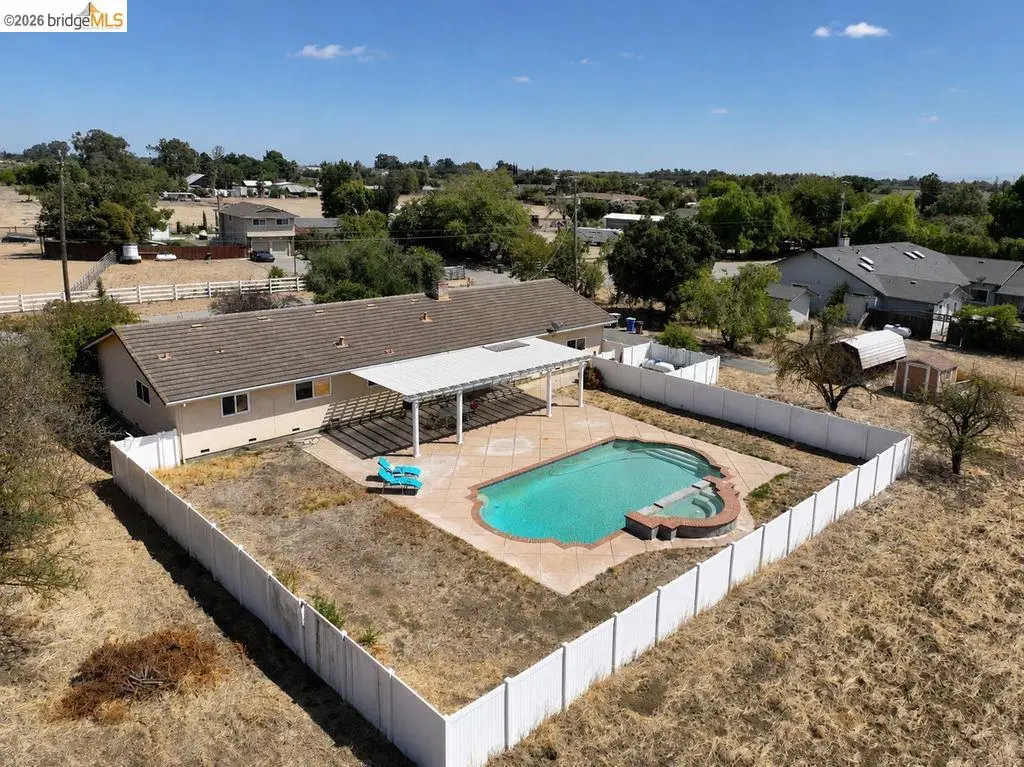 3199 Crismore Dr, Oakley, CA 94561 - #1